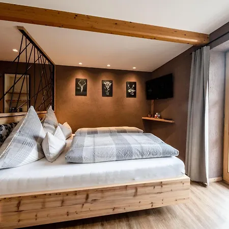 Haus Daheim * ミッテンヴァルト