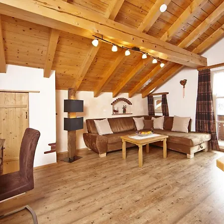 Apartamento Haus Daheim Mittenwald